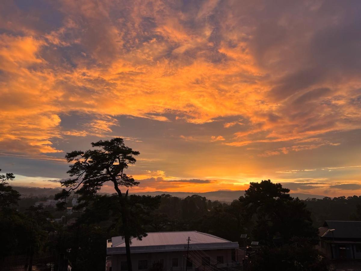 The Living Roof Hotel Shillong Bagian luar foto