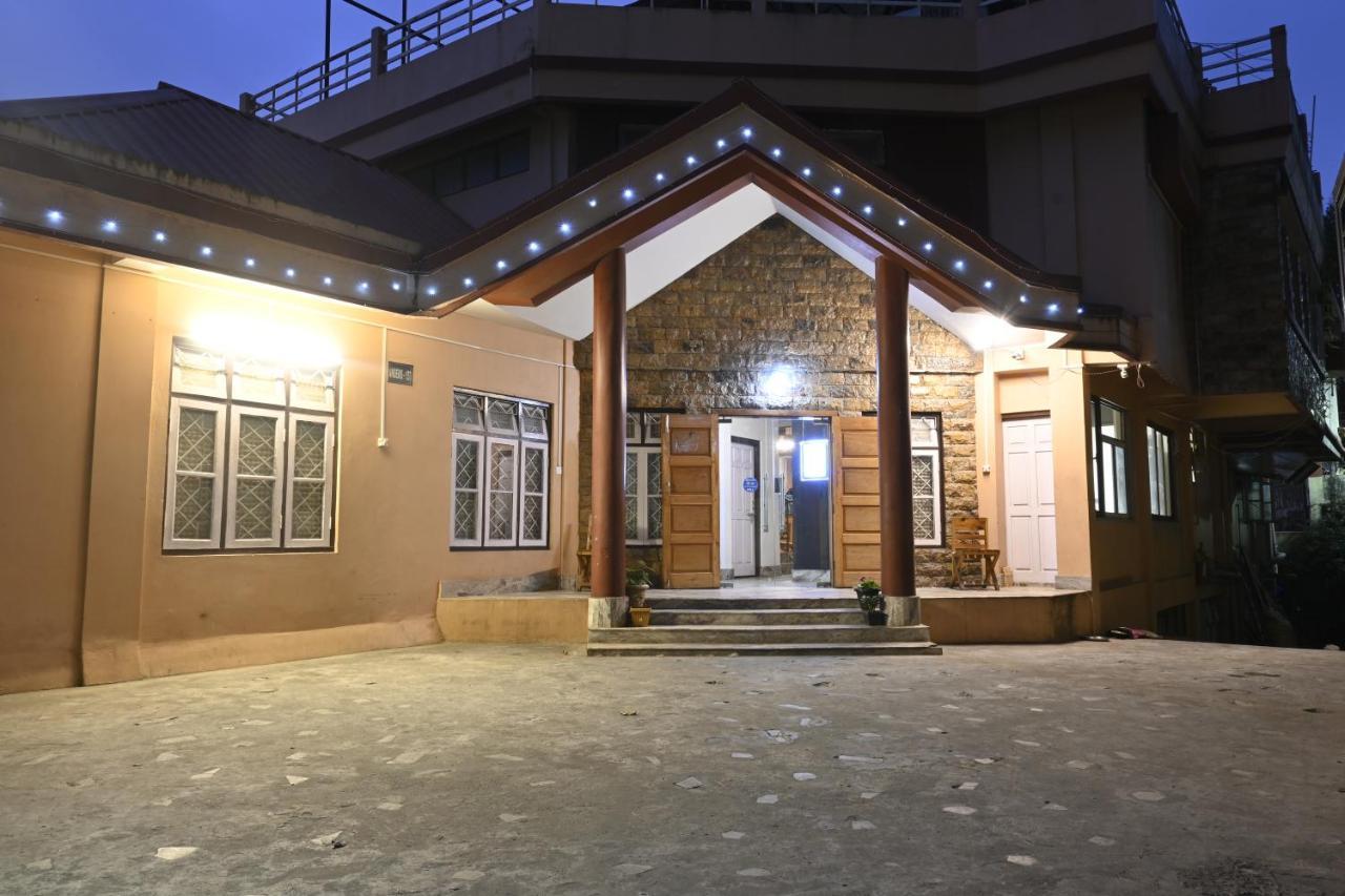 The Living Roof Hotel Shillong Bagian luar foto